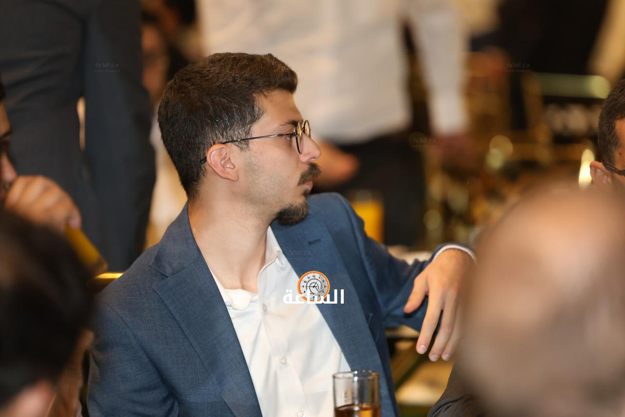 Madar Al-Saa Images 0.6713694603000253
