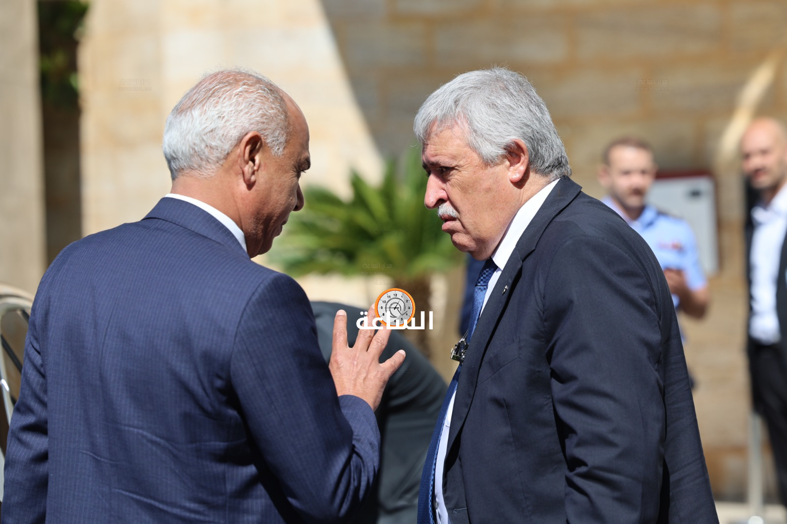Madar Al-Saa Images 0.42281974327135907