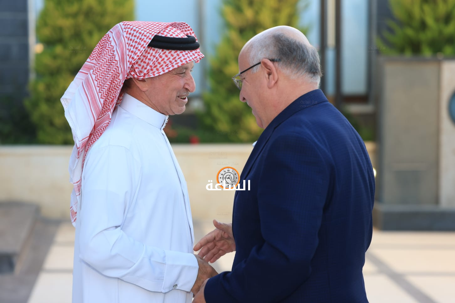 Madar Al-Saa Images 0.677593197747346