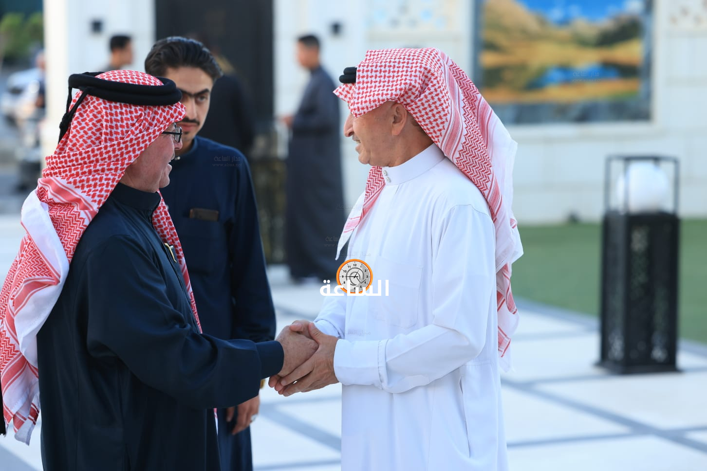 Madar Al-Saa Images 0.43871455379783564