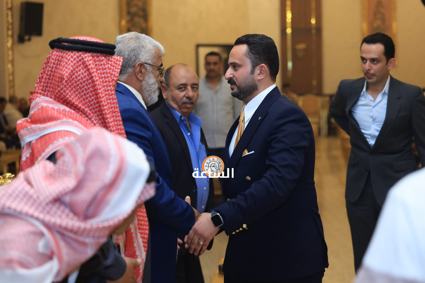 Madar Al-Saa Images 0.9206240024149718
