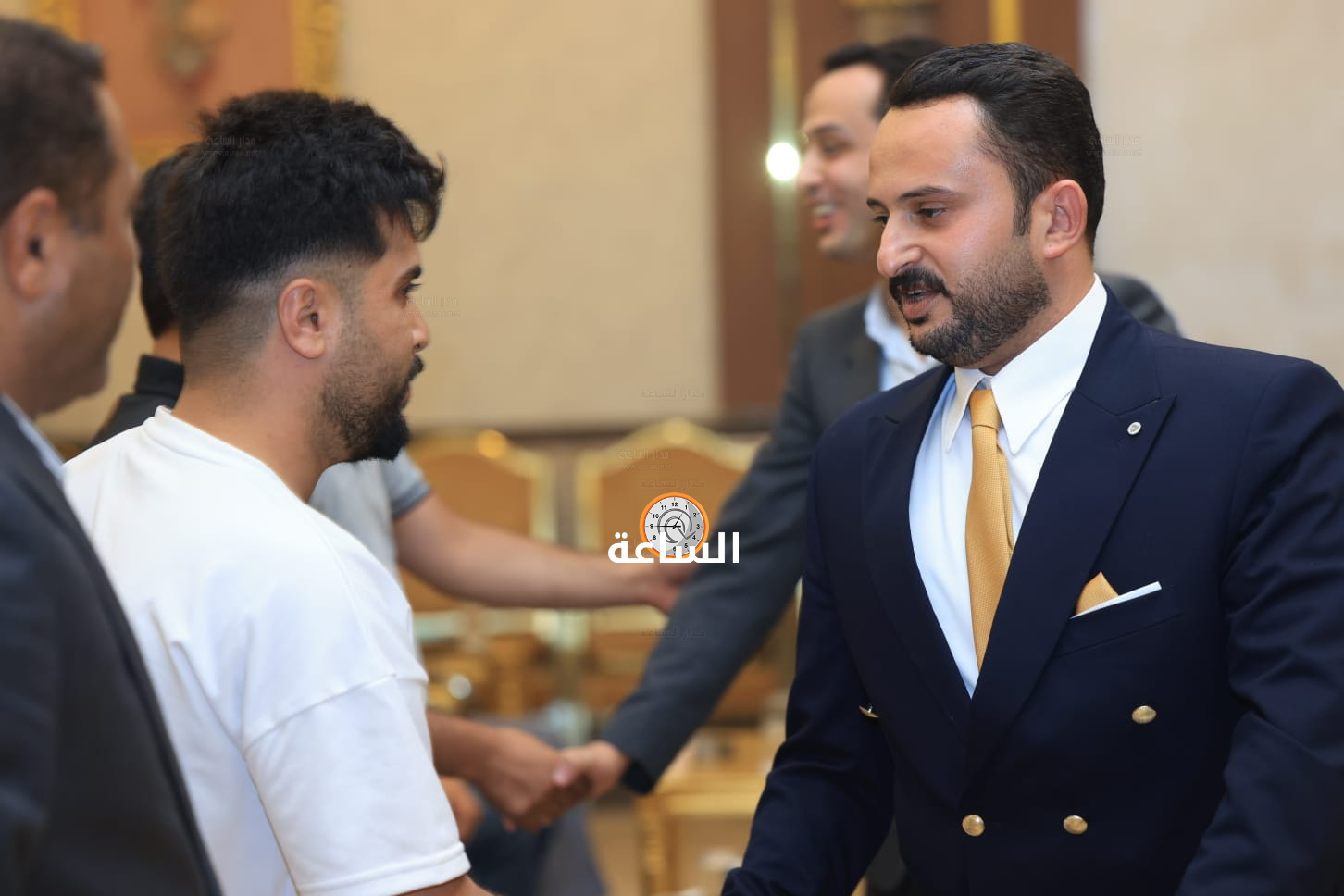 Madar Al-Saa Images 0.6321665077393724