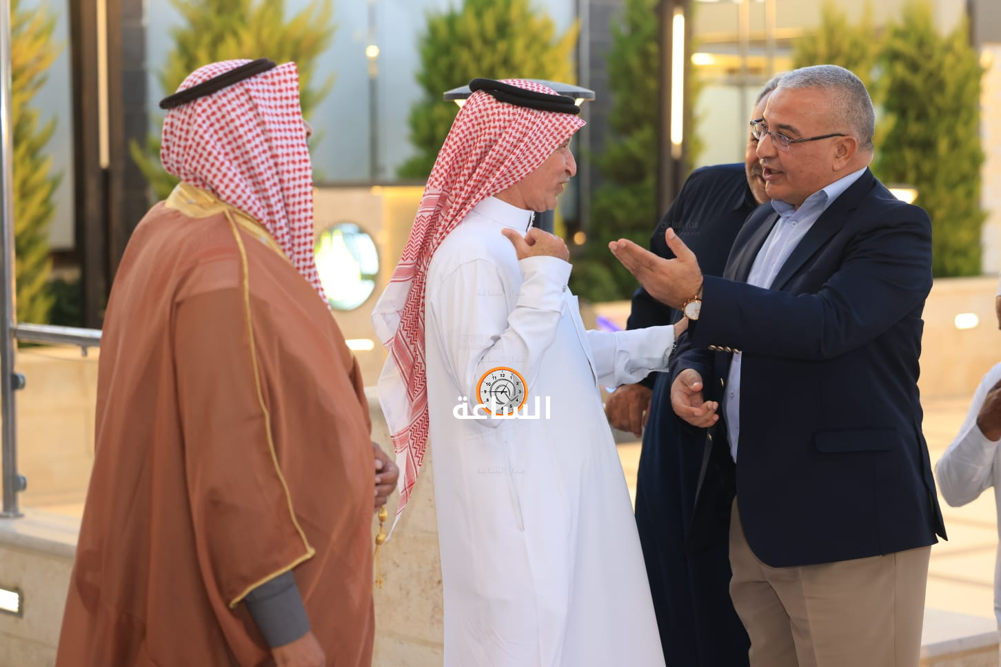 Madar Al-Saa Images 0.6792556722328346