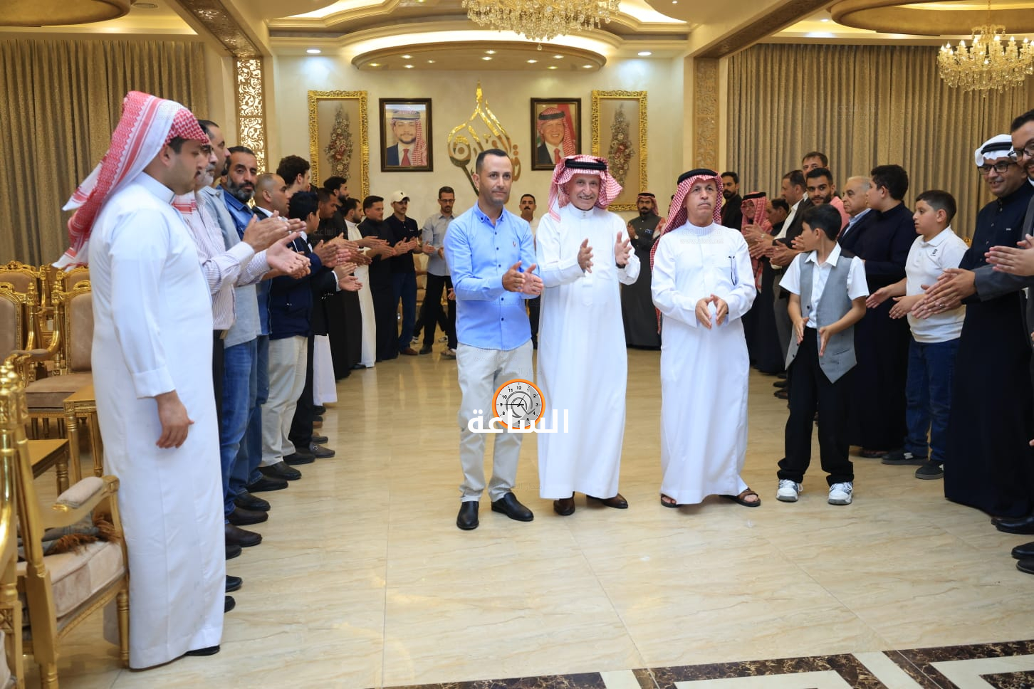 Madar Al-Saa Images 0.46245368697472744
