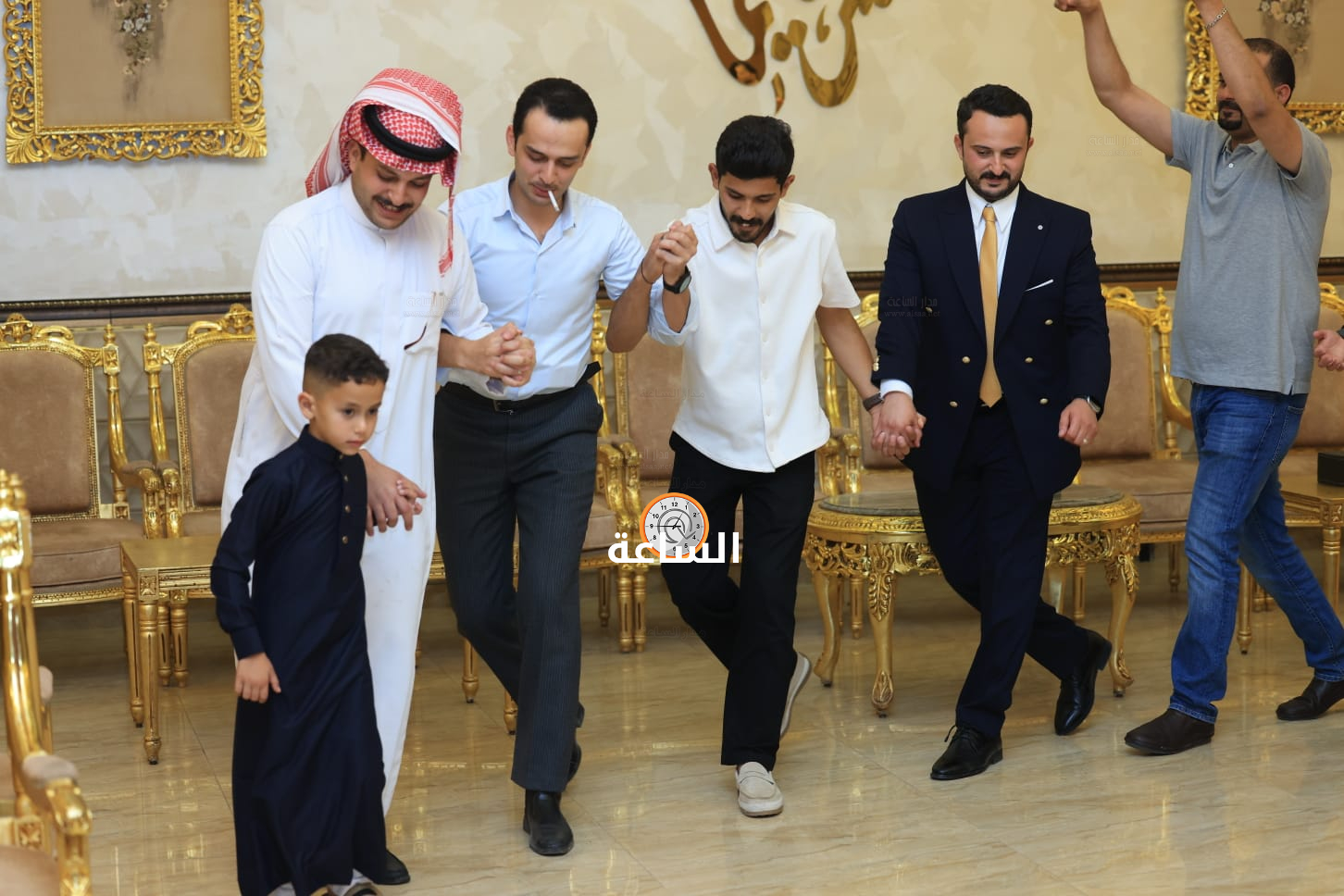 Madar Al-Saa Images 0.2935107832402746