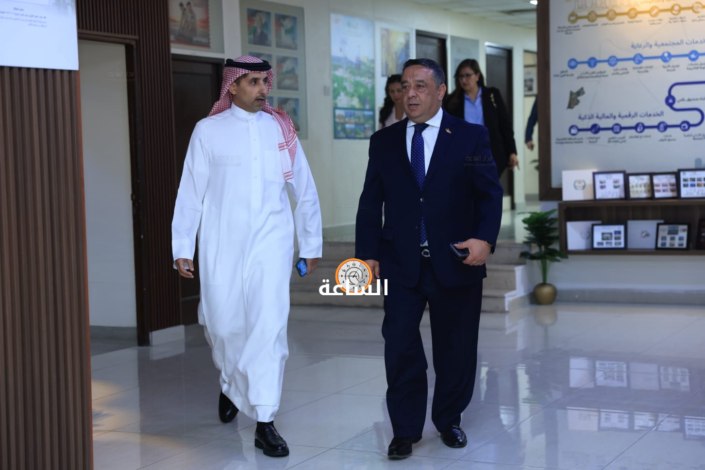 Madar Al-Saa Images 0.3045667995126531
