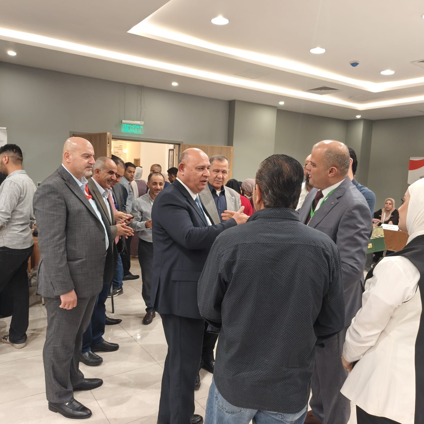 Madar Al-Saa Images 0.34644037069805