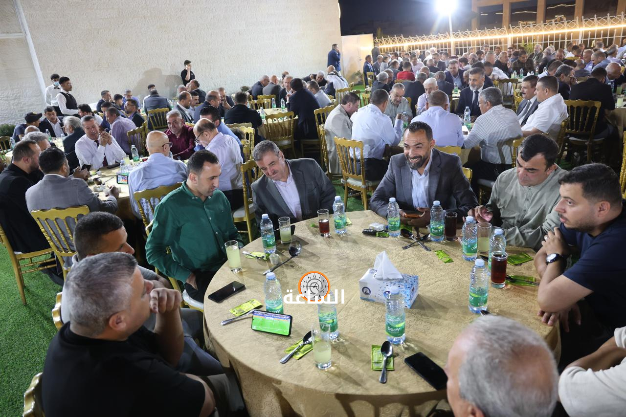 Madar Al-Saa Images 0.8365854794255555