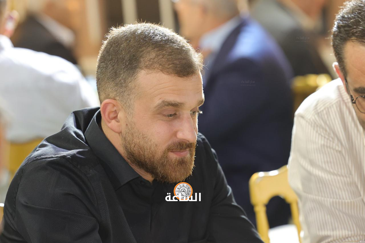 Madar Al-Saa Images 0.055742835081143416