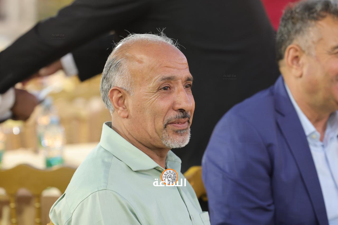 Madar Al-Saa Images 0.47480577775333377