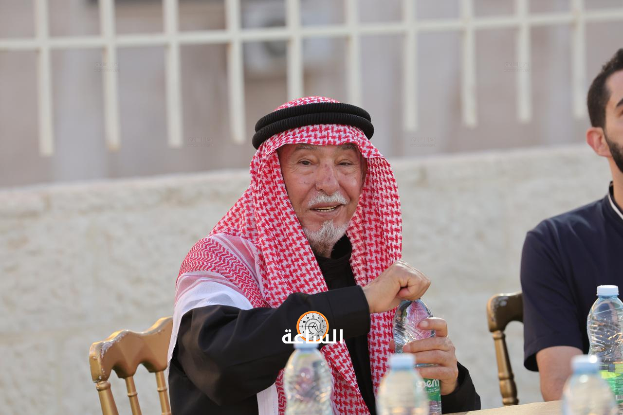 Madar Al-Saa Images 0.467430485763513