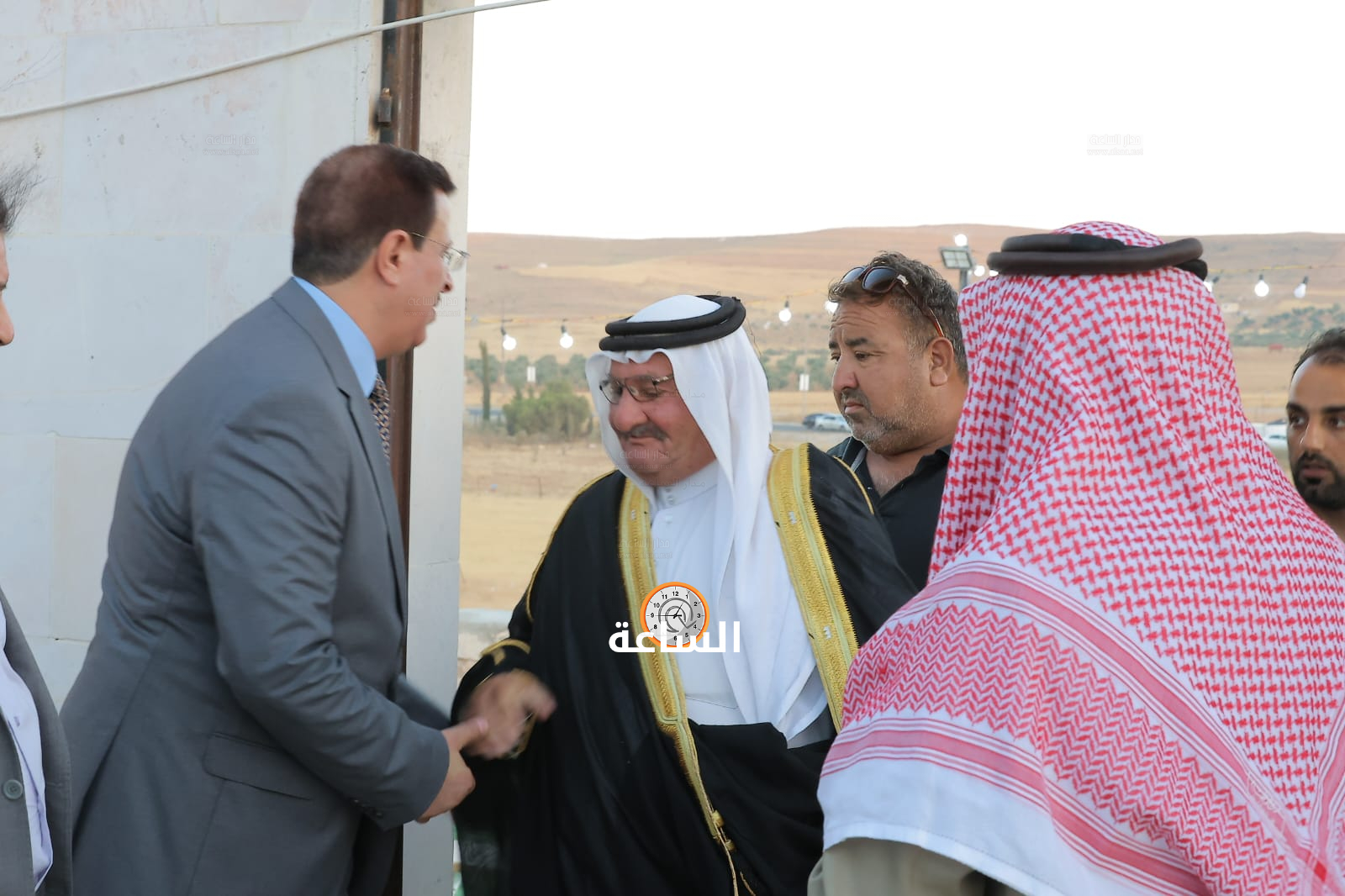 Madar Al-Saa Images 0.032682369631567565