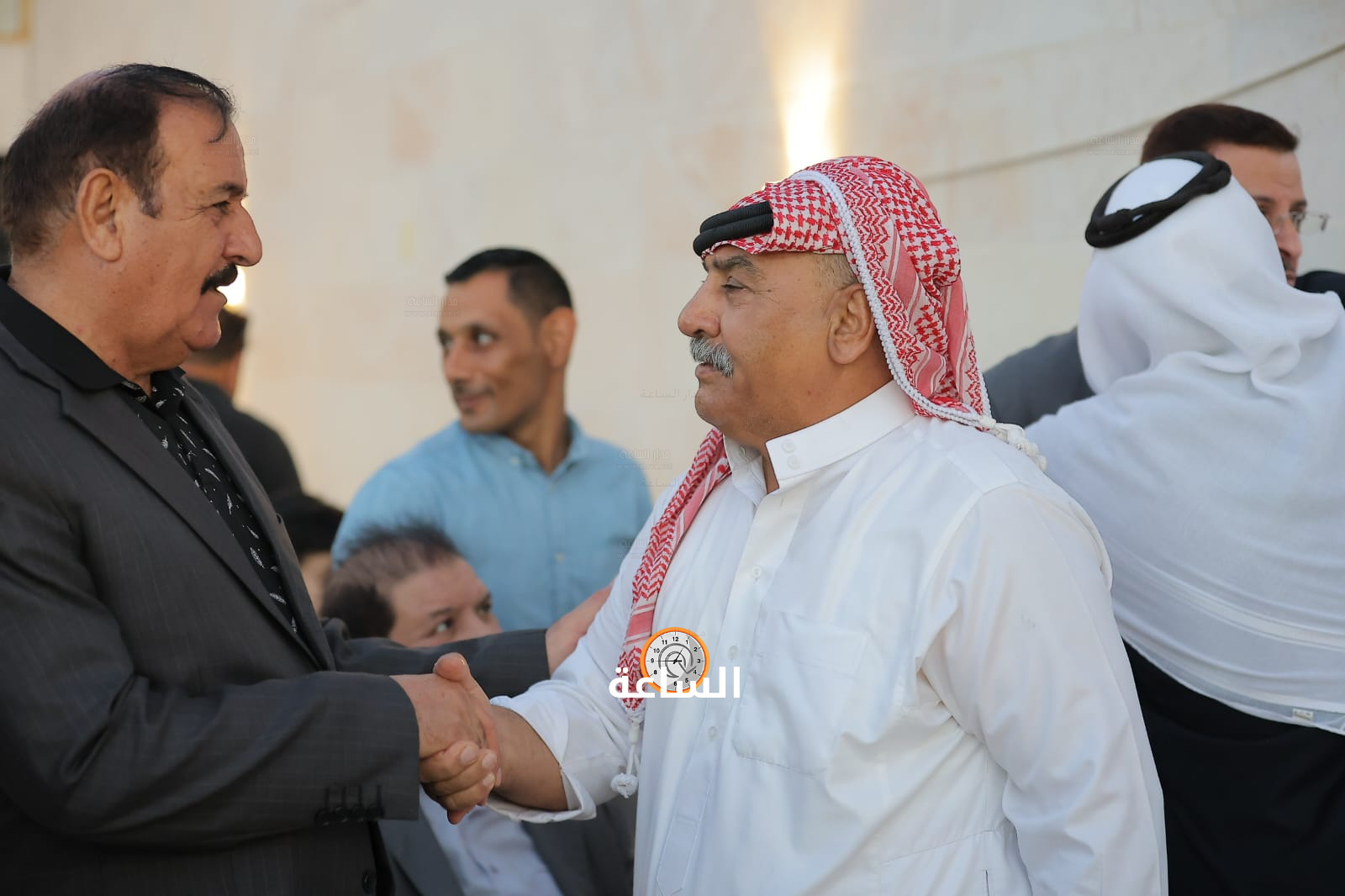 Madar Al-Saa Images 0.04164129564031216