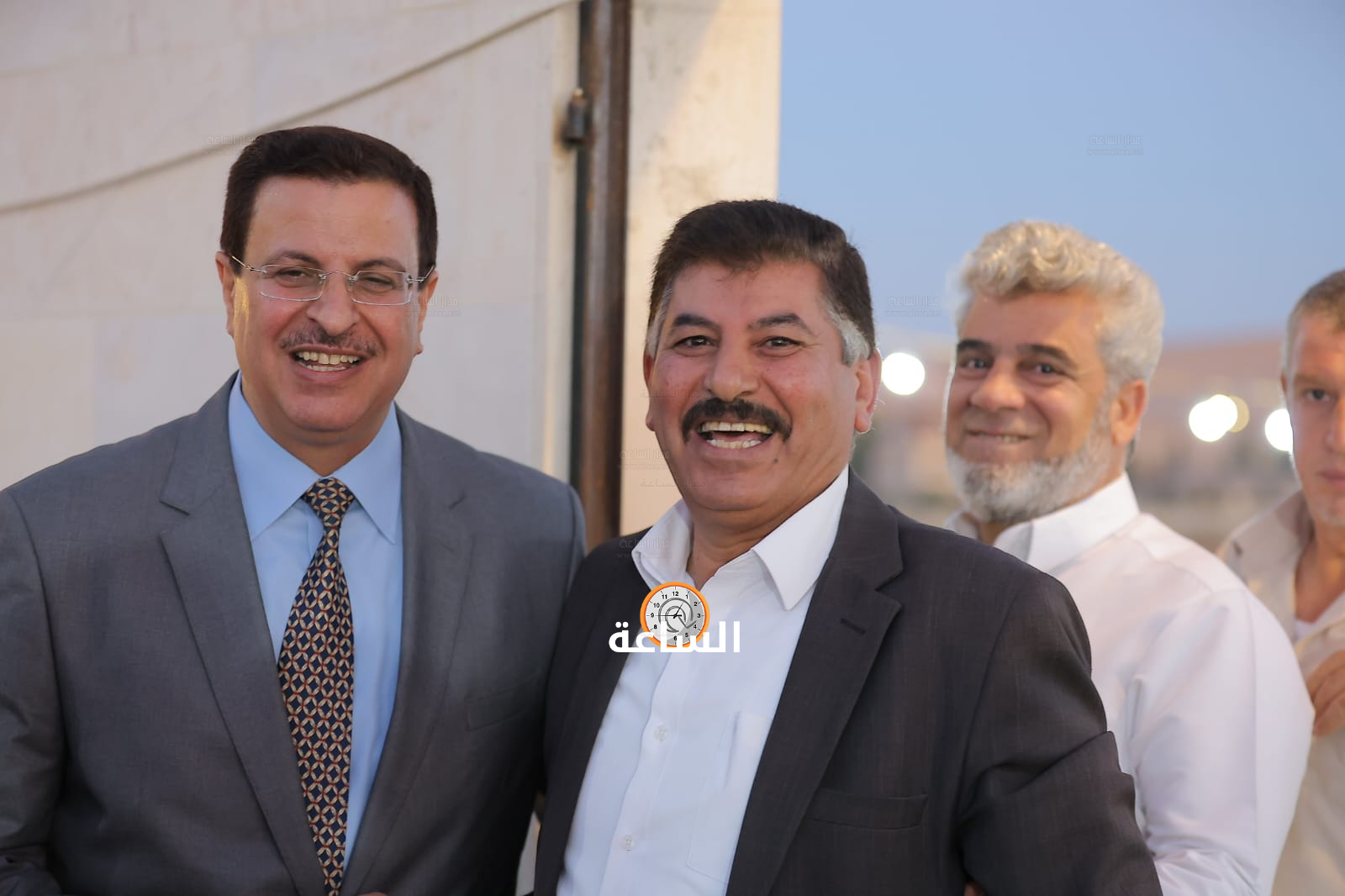 Madar Al-Saa Images 0.3365458575959984