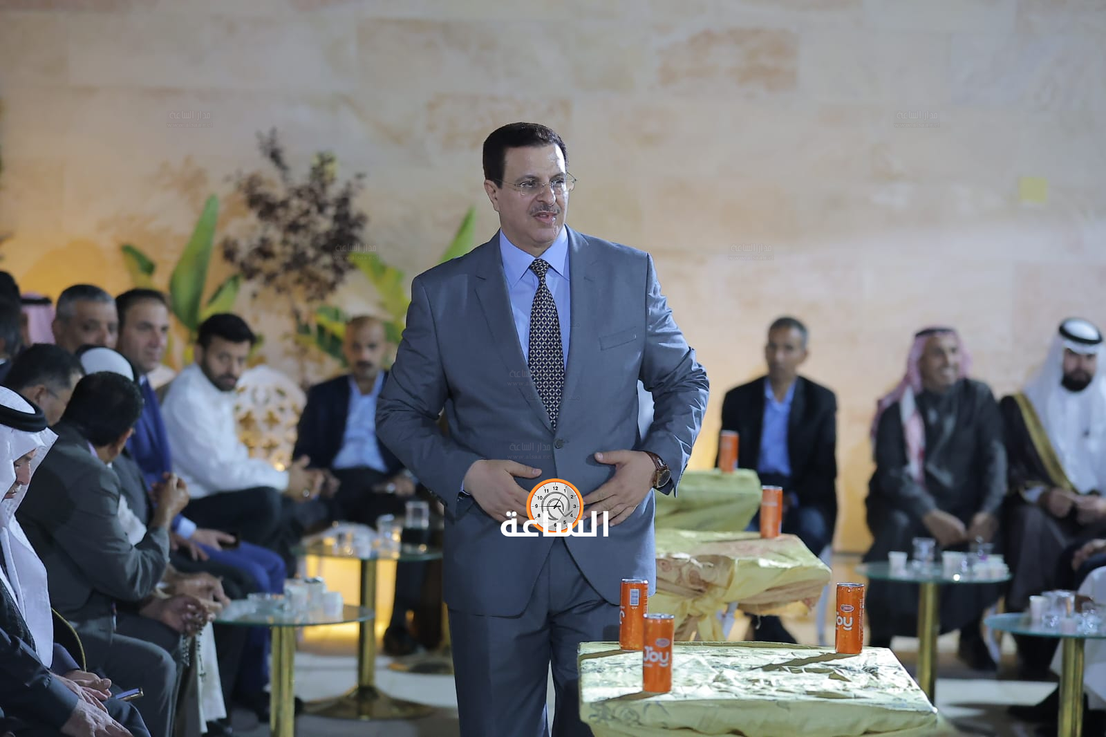 Madar Al-Saa Images 0.5801527054643921
