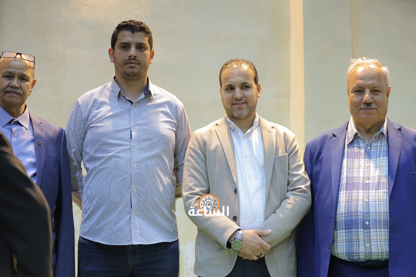 Madar Al-Saa Images 0.4002101753699757