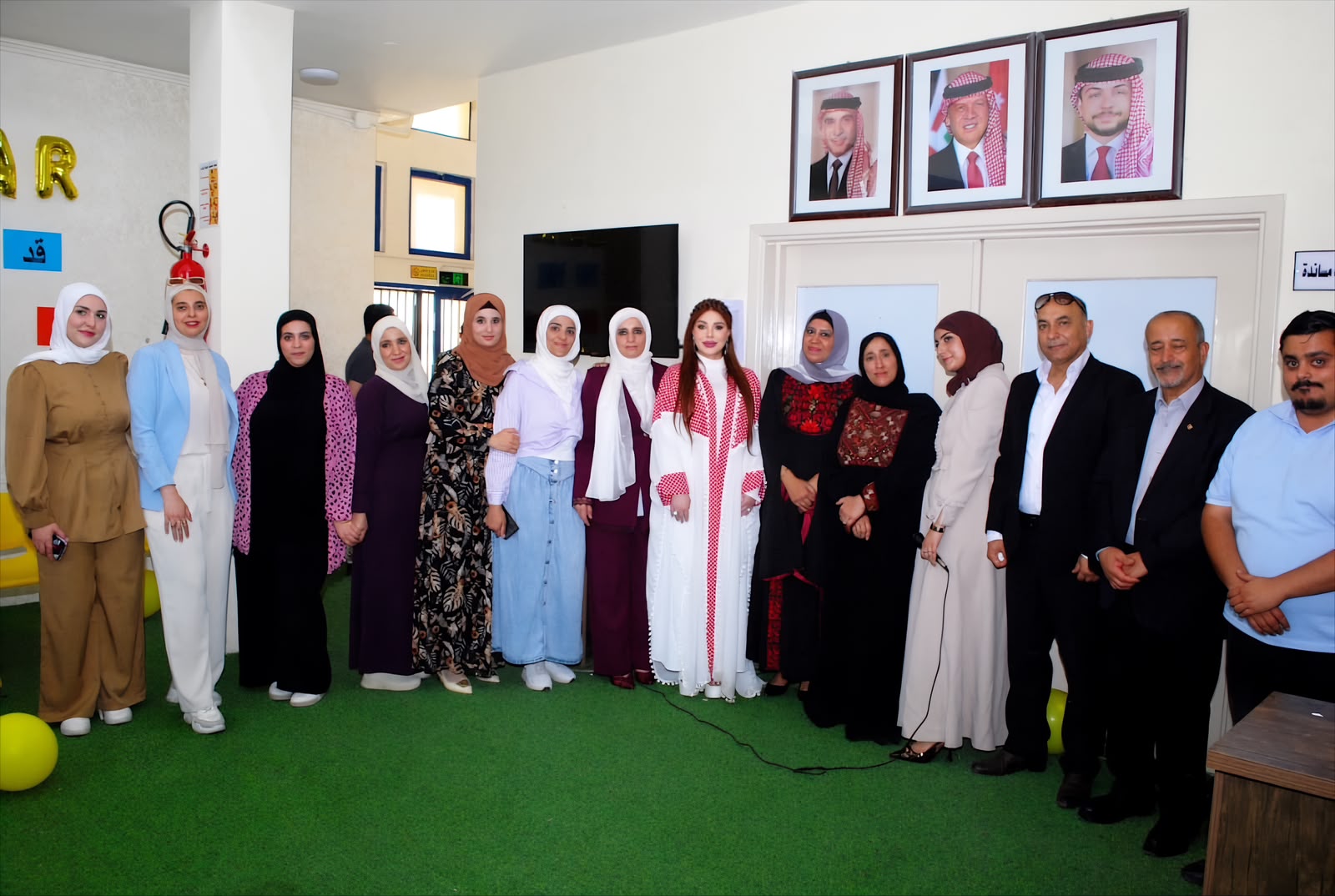 Madar Al-Saa Images 0.16587902269907828