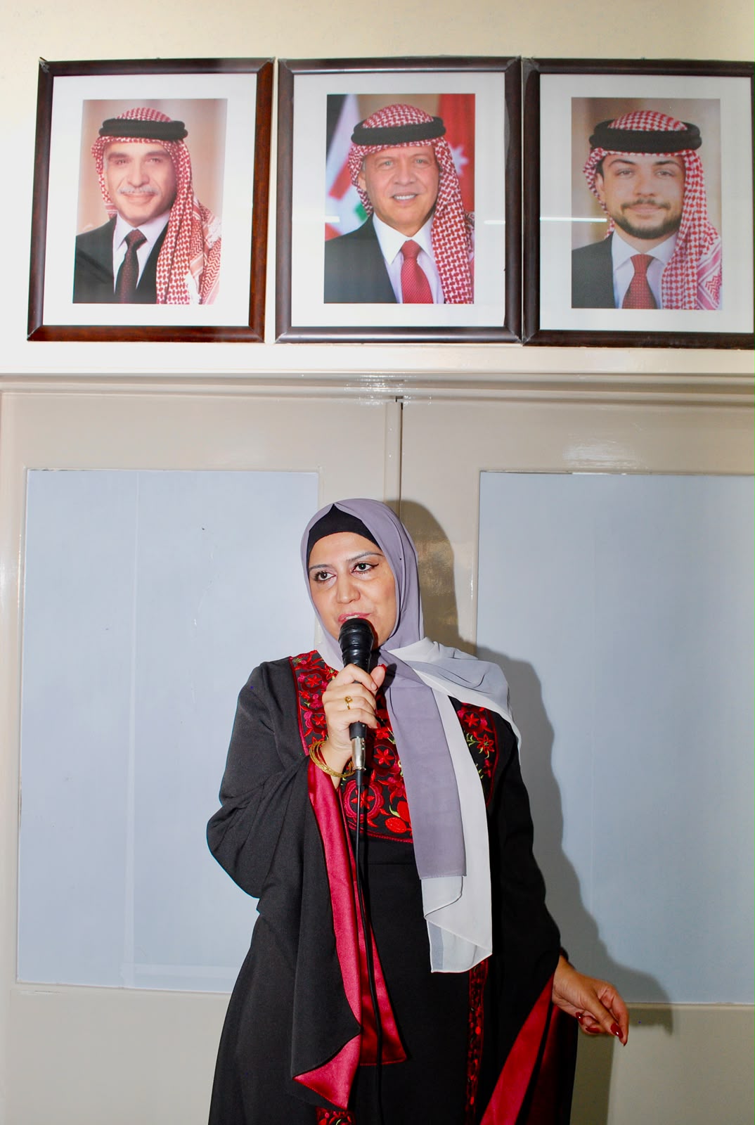 Madar Al-Saa Images 0.4930632382877975