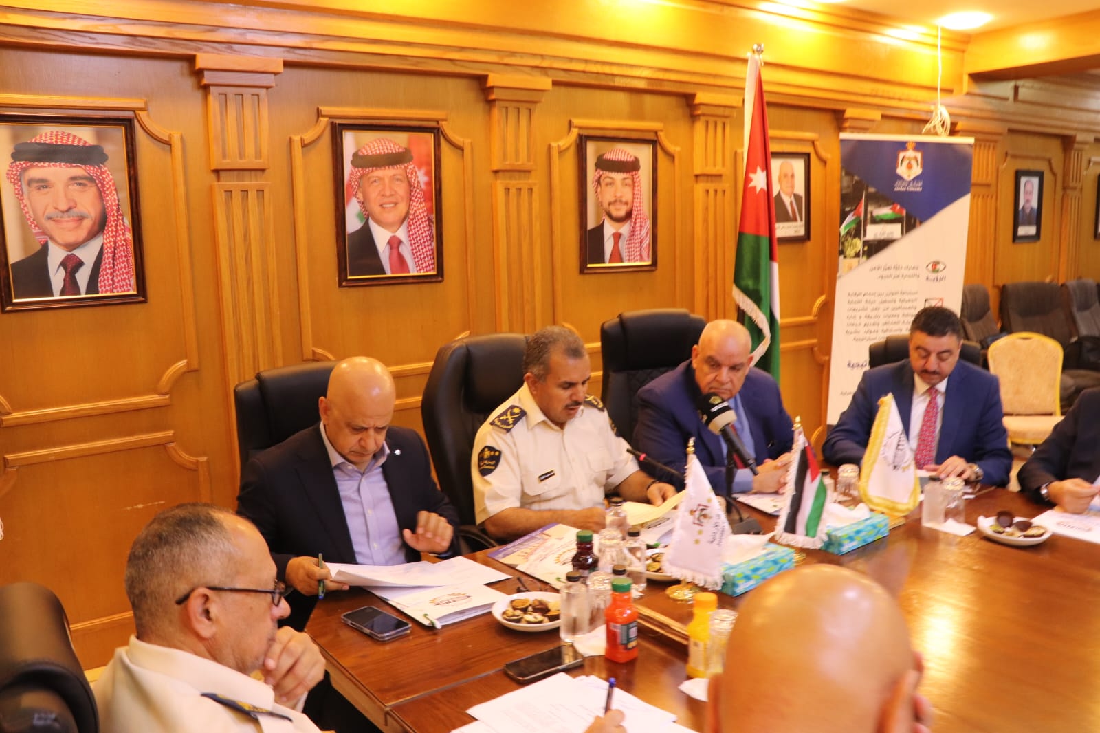 Madar Al-Saa Images 0.6124134582744786