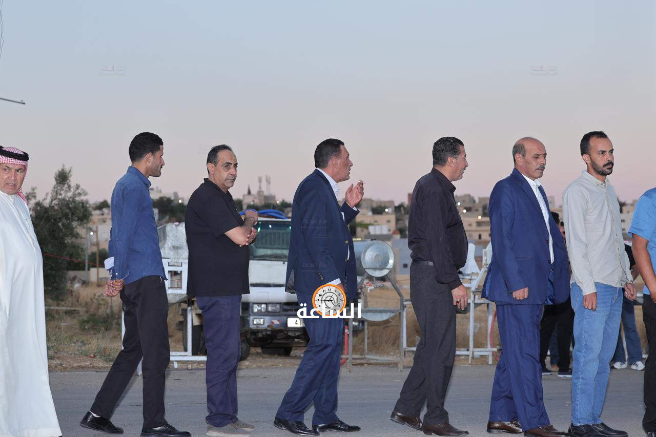 Madar Al-Saa Images 0.43444854218993034