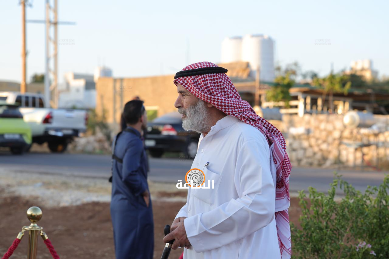Madar Al-Saa Images 0.7126878544043848