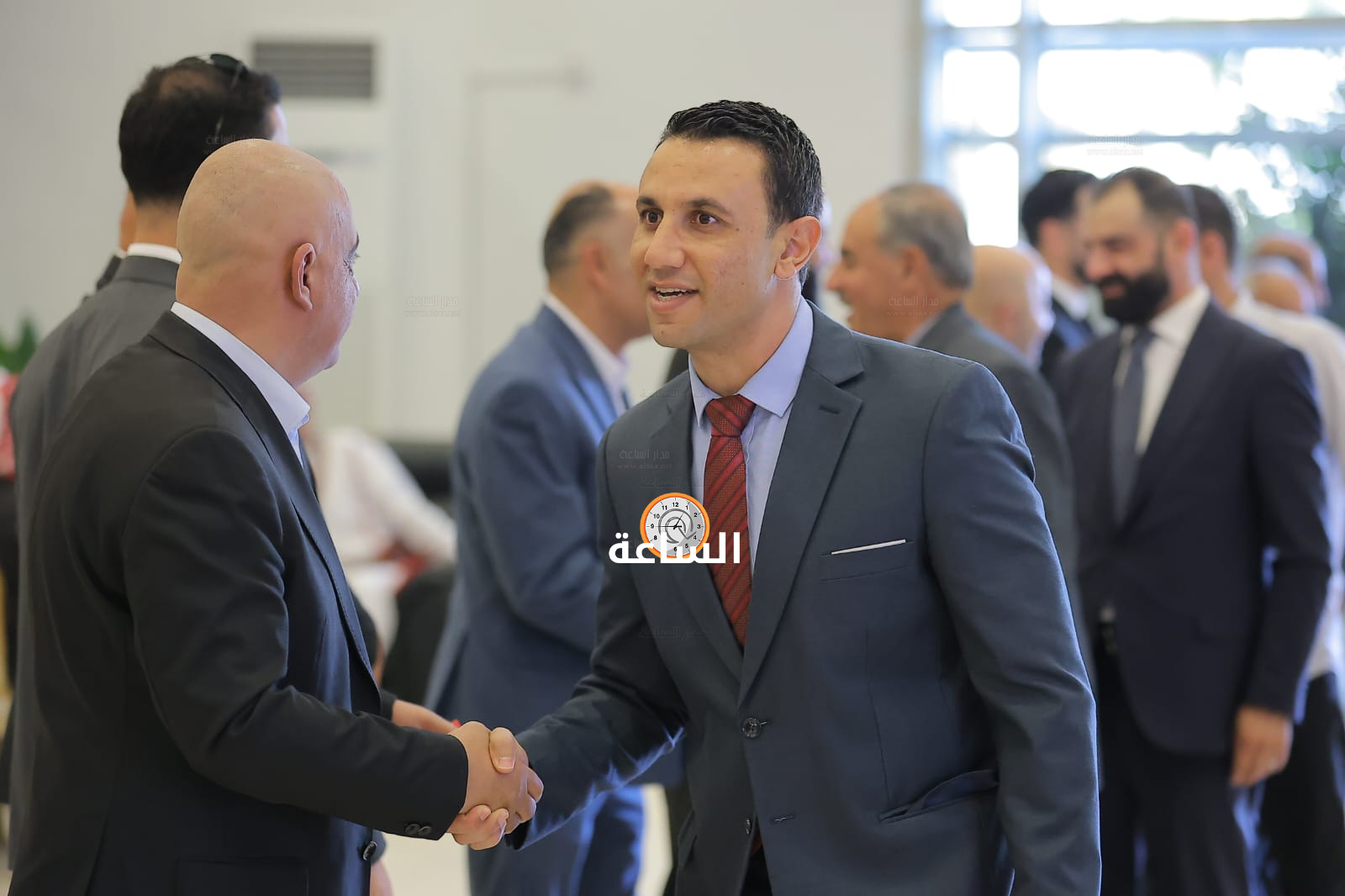 Madar Al-Saa Images 0.8177611478433217