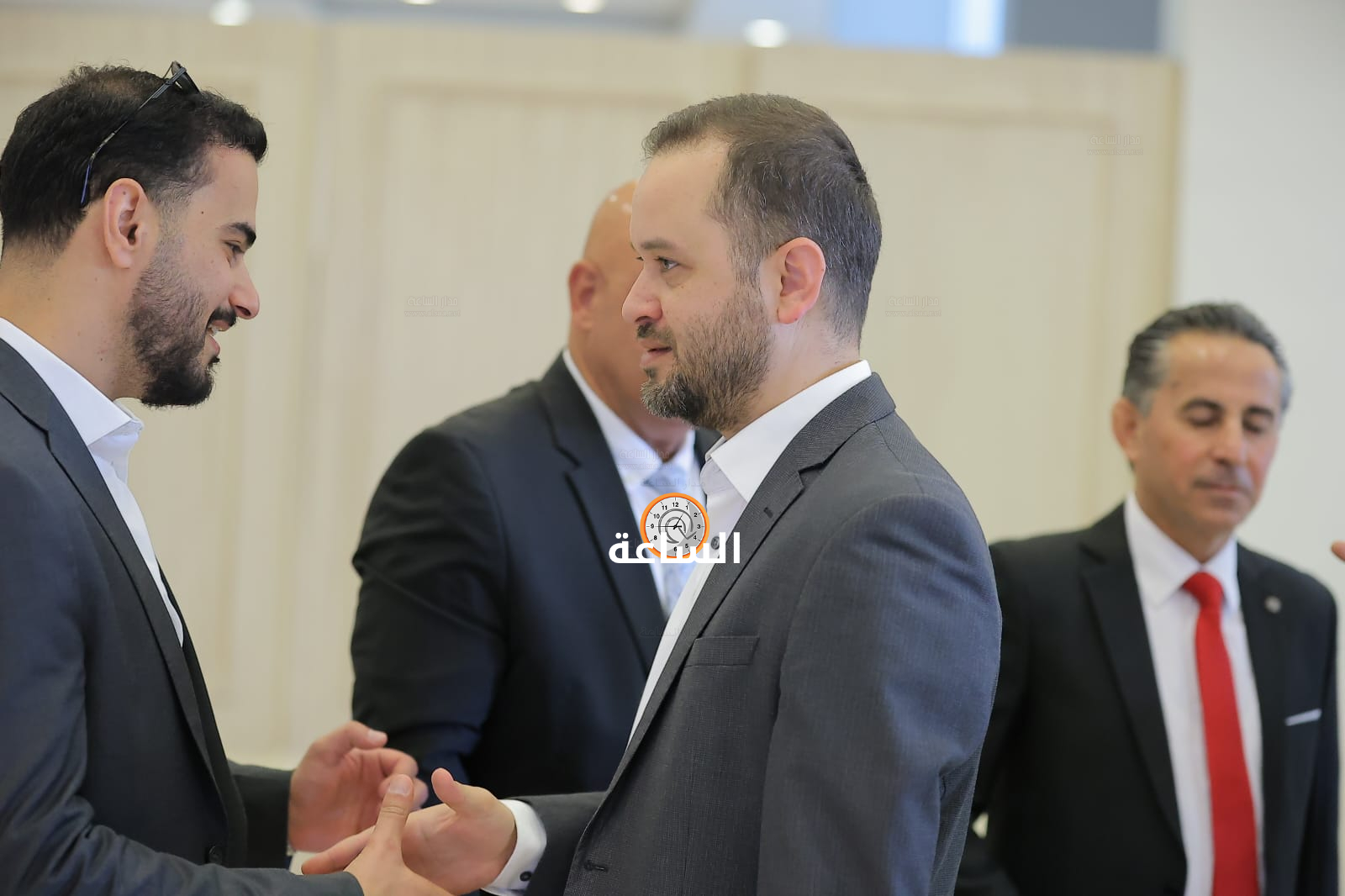 Madar Al-Saa Images 0.7953113517754304