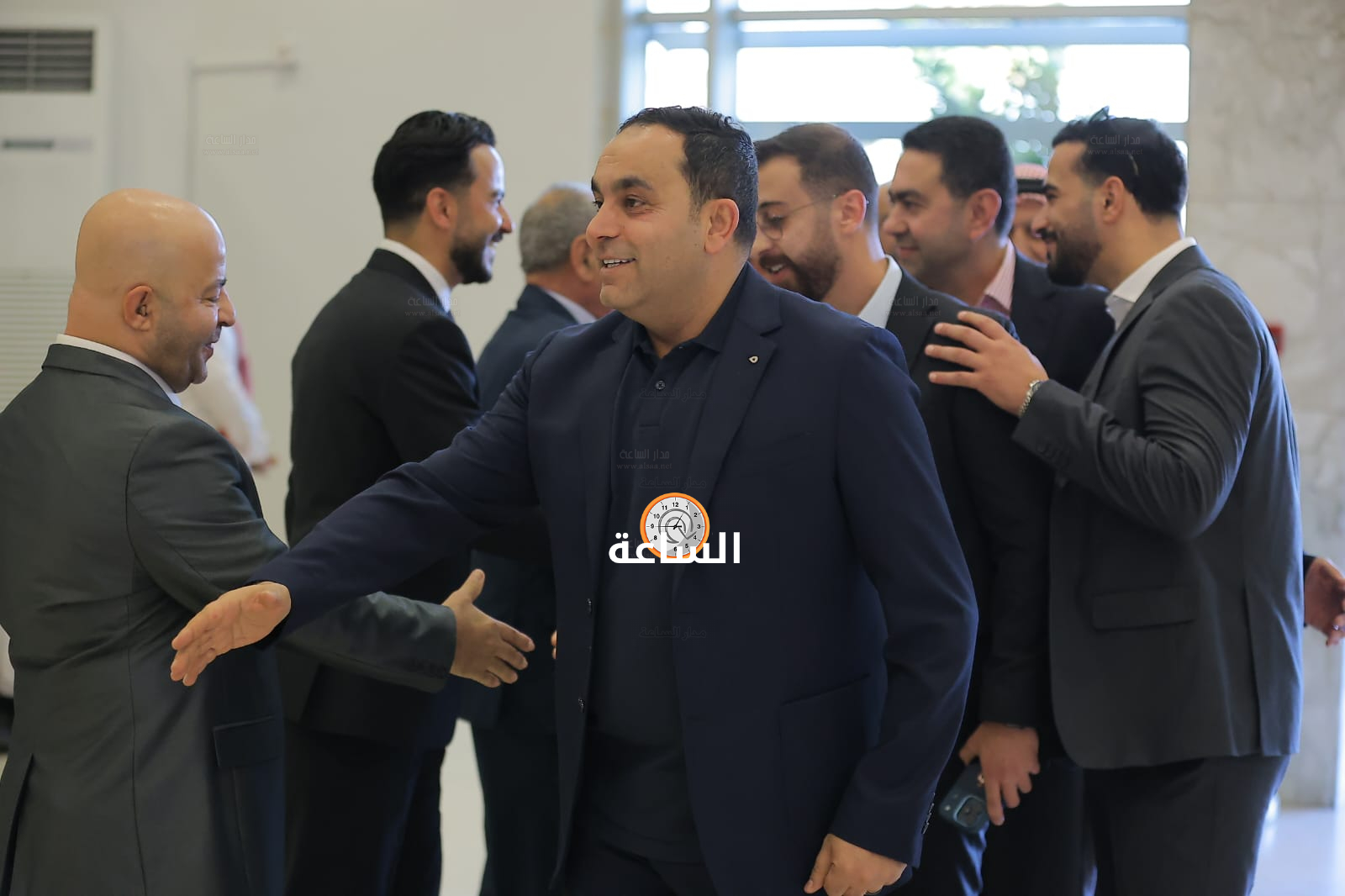 Madar Al-Saa Images 0.9477191383188108