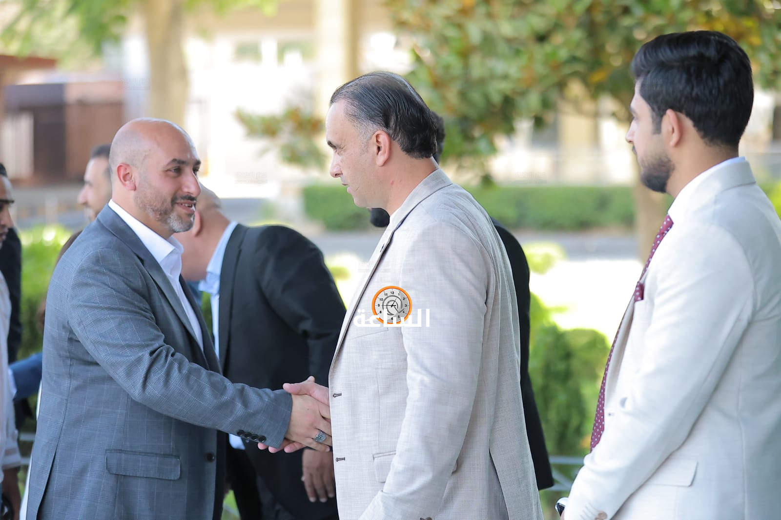 Madar Al-Saa Images 0.47522642249982494