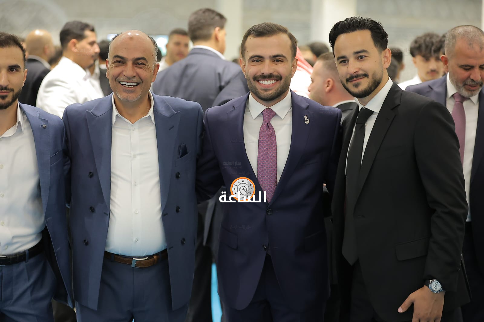 Madar Al-Saa Images 0.0010378713390966077