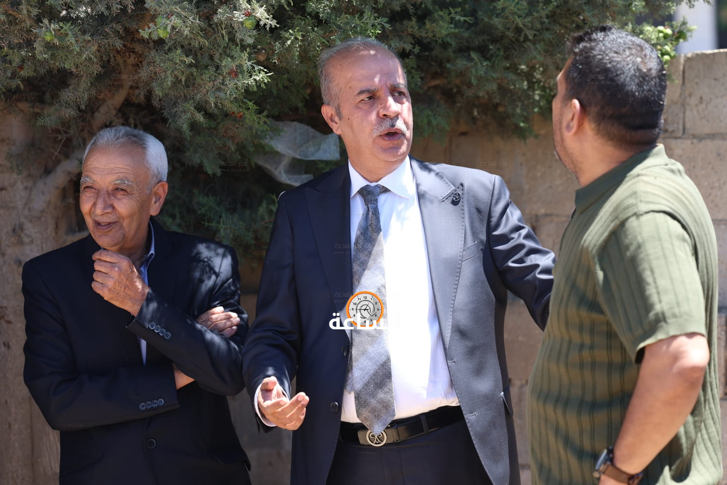 Madar Al-Saa Images 0.1656418092488816