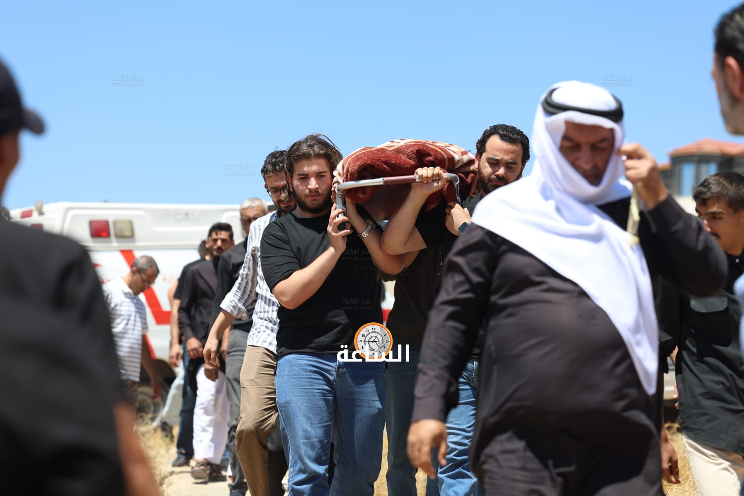 Madar Al-Saa Images 0.8980543903637418