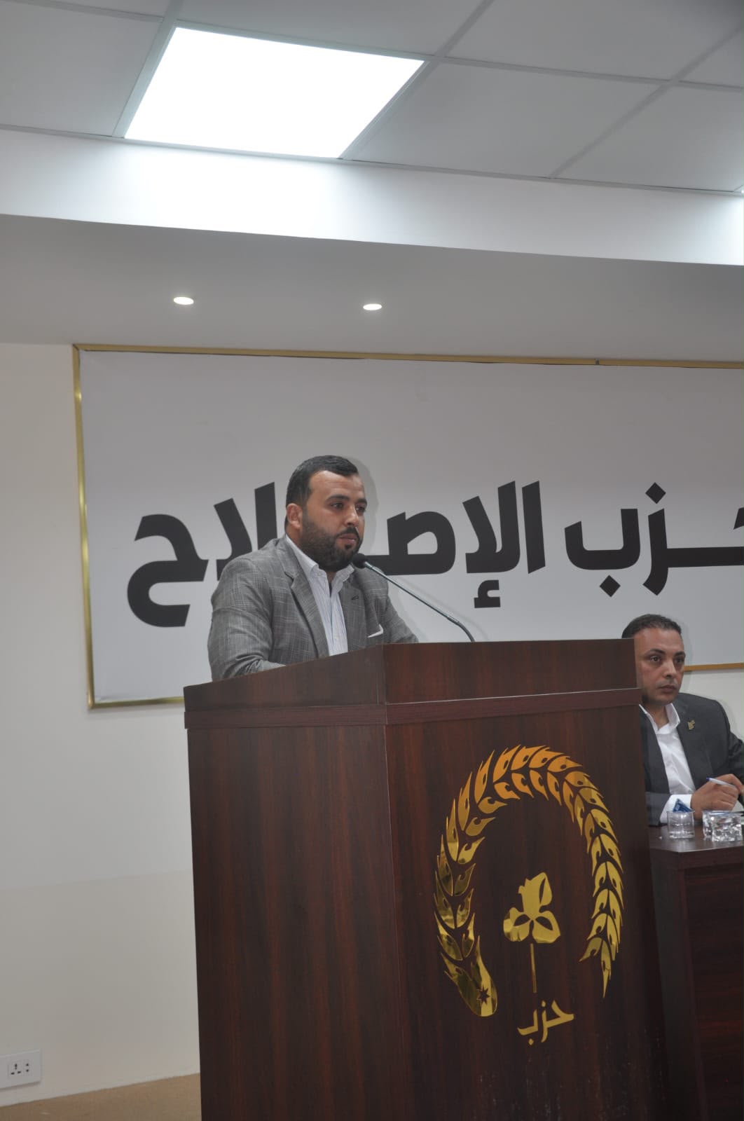 Madar Al-Saa Images 0.9859130961383933