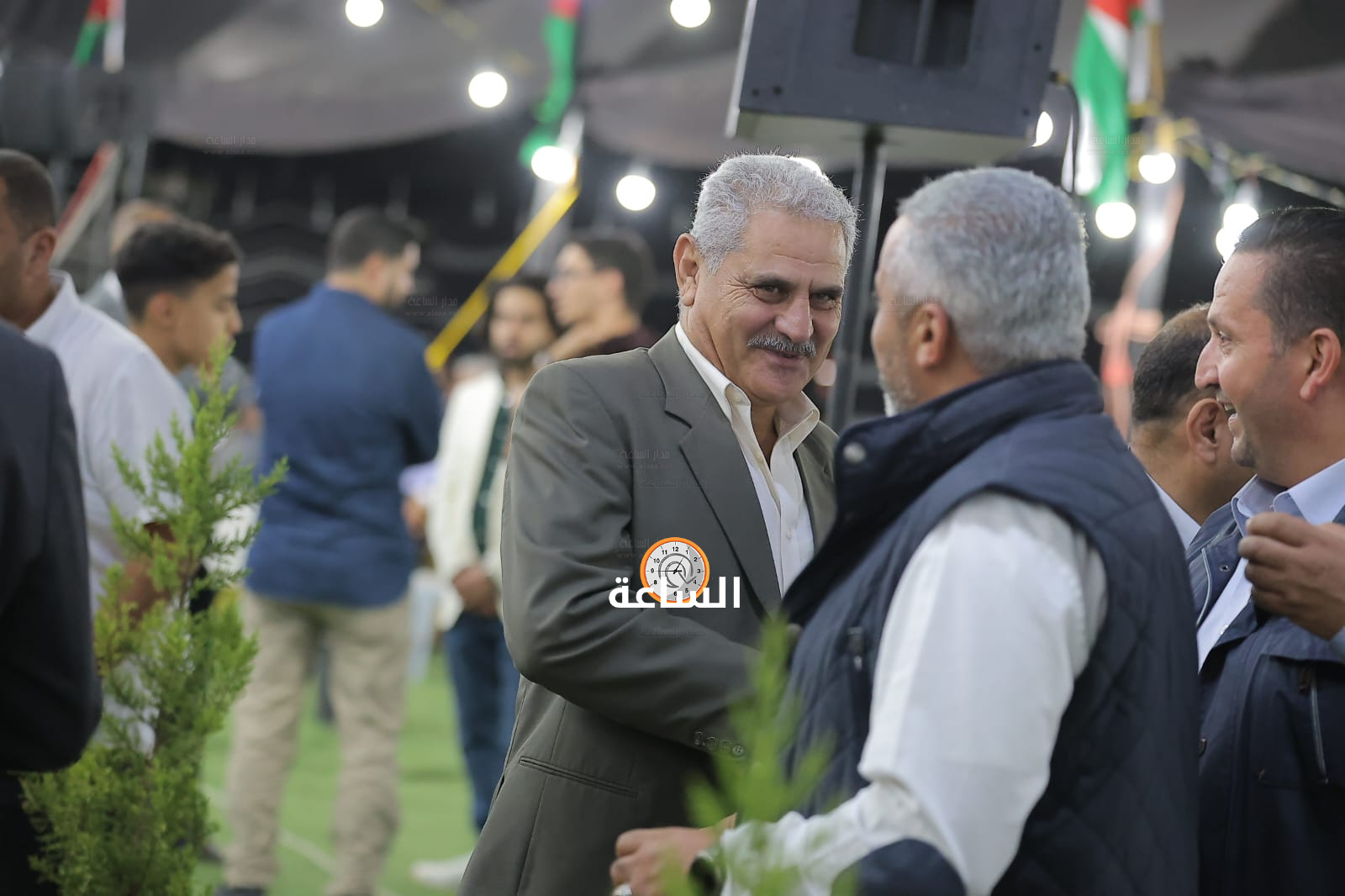 Madar Al-Saa Images 0.16157367533242306