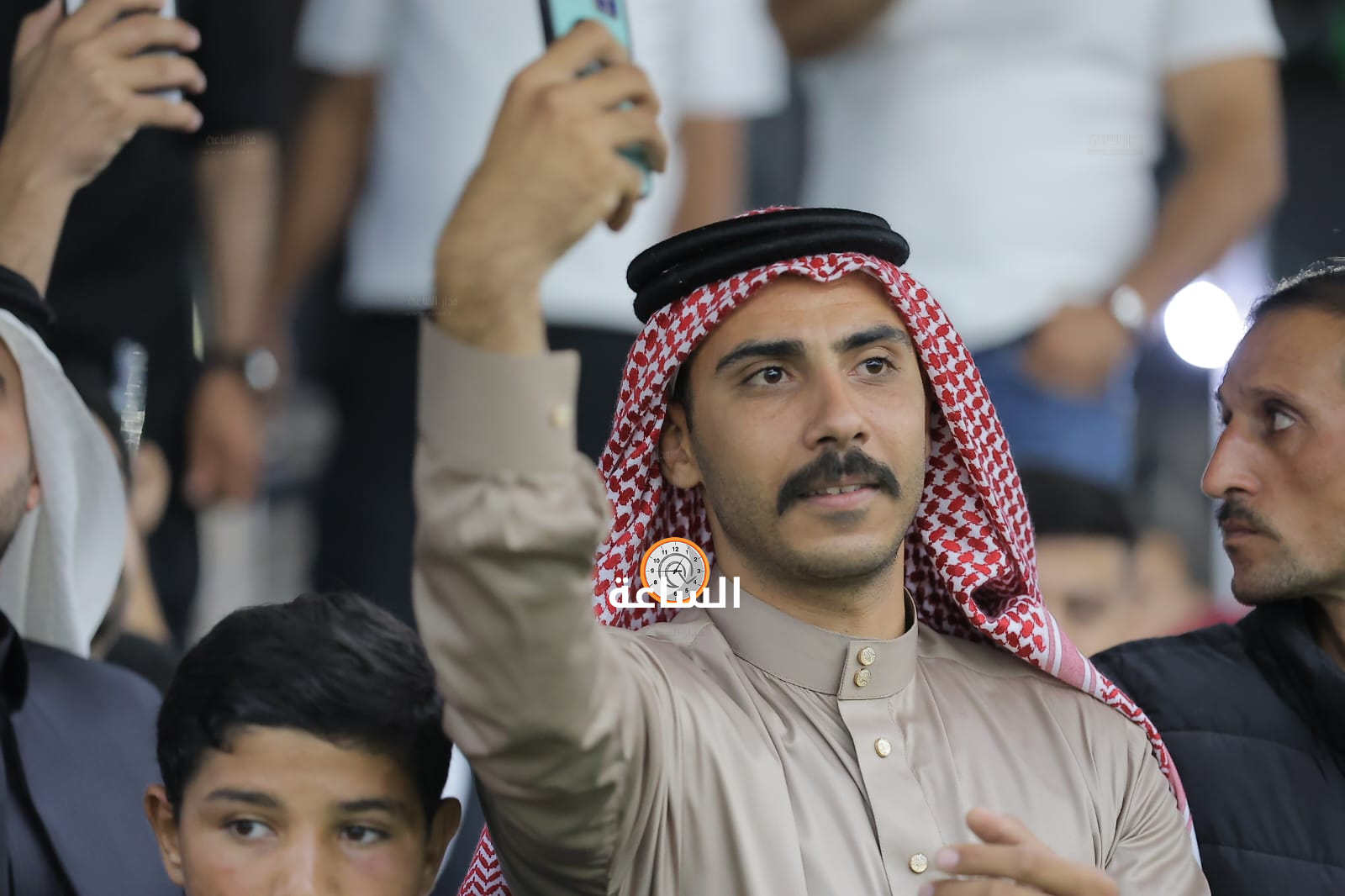 Madar Al-Saa Images 0.6394837000563715