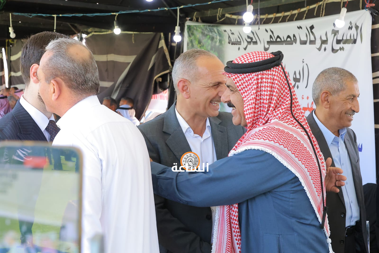 Madar Al-Saa Images 0.5616962283960342