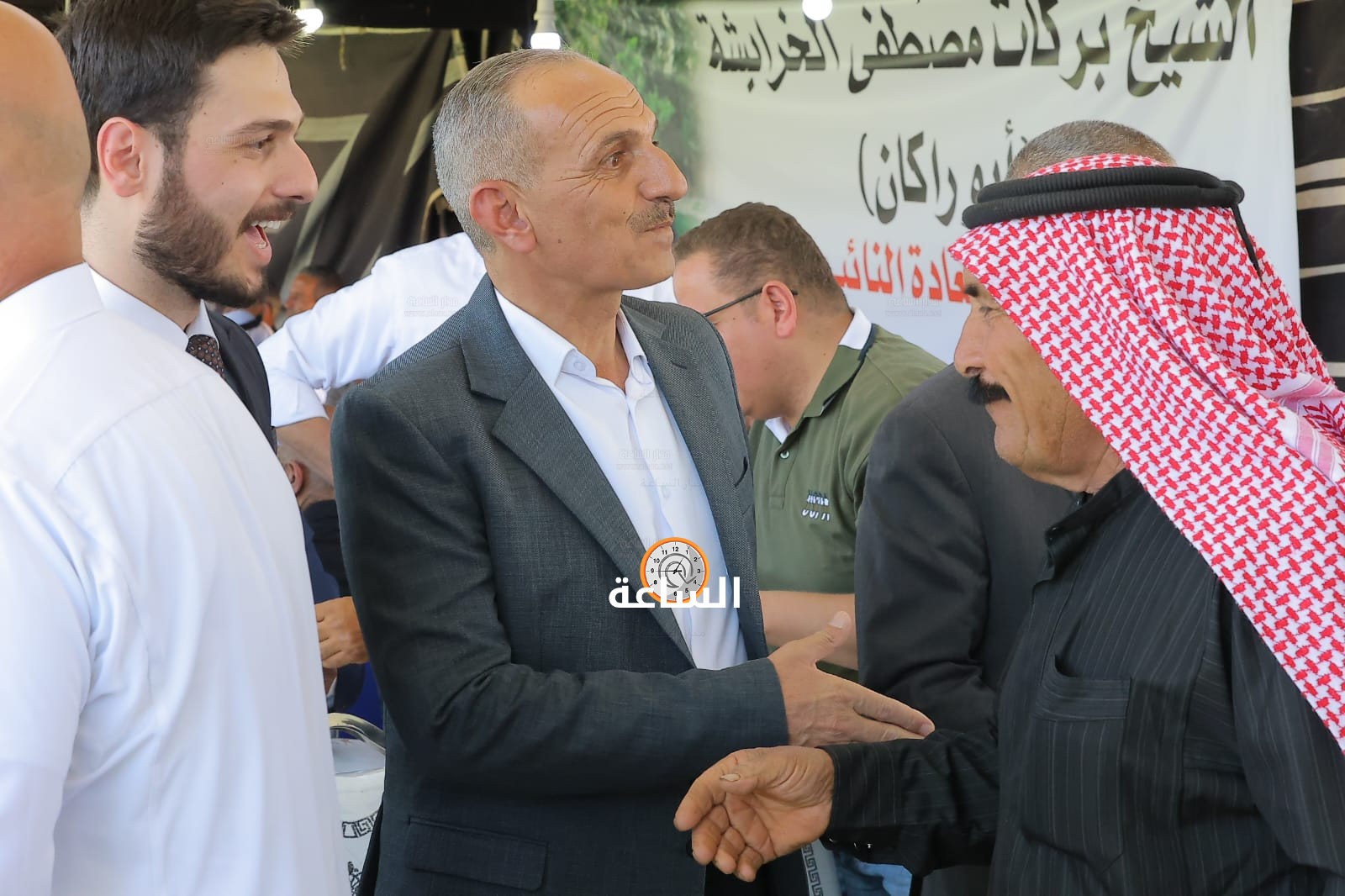 Madar Al-Saa Images 0.18118604184306686