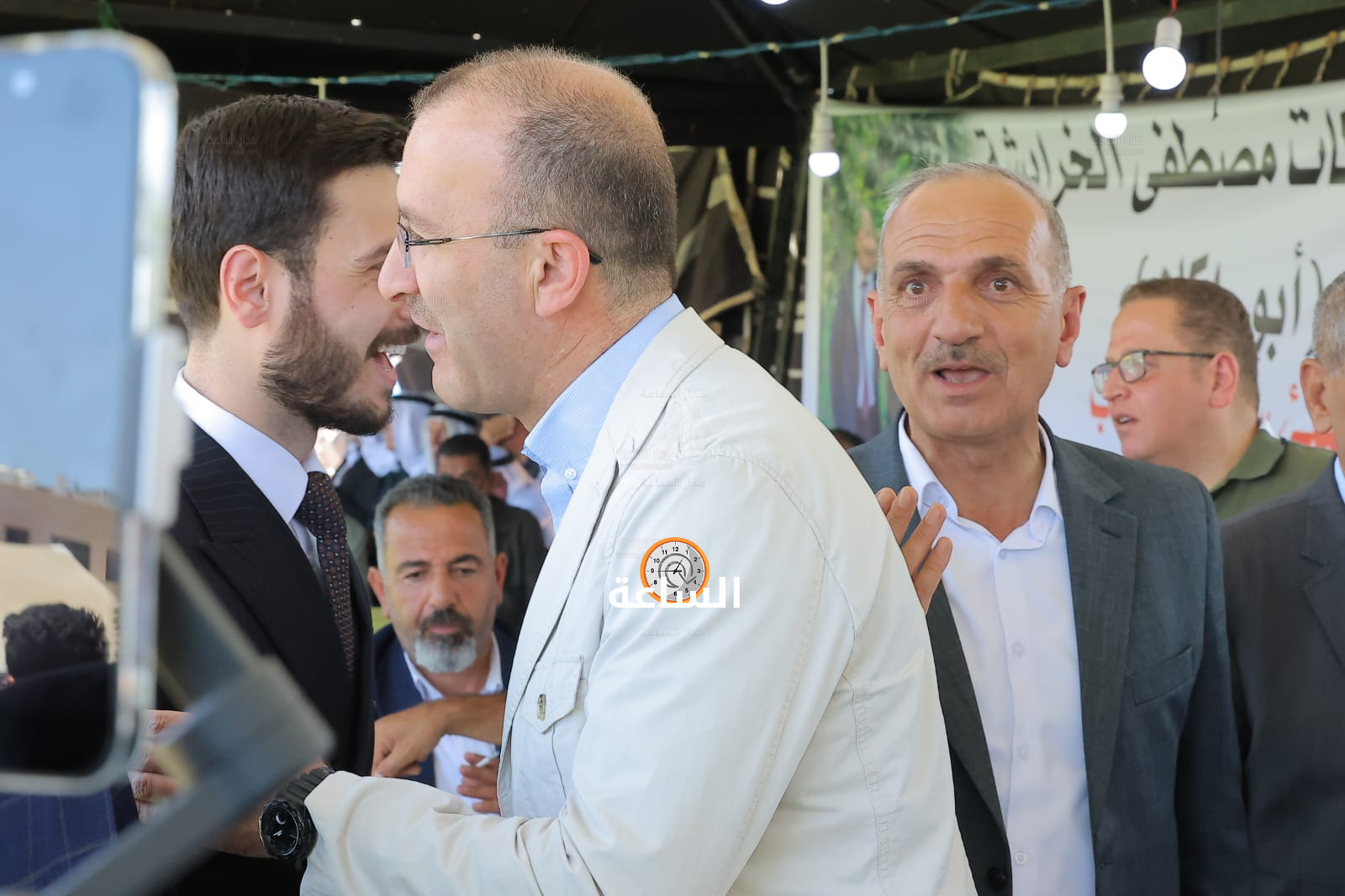 Madar Al-Saa Images 0.784971190903877