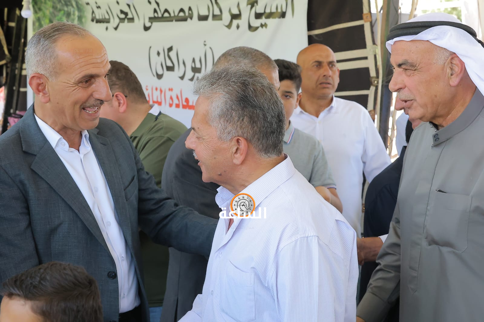 Madar Al-Saa Images 0.0621069307603922