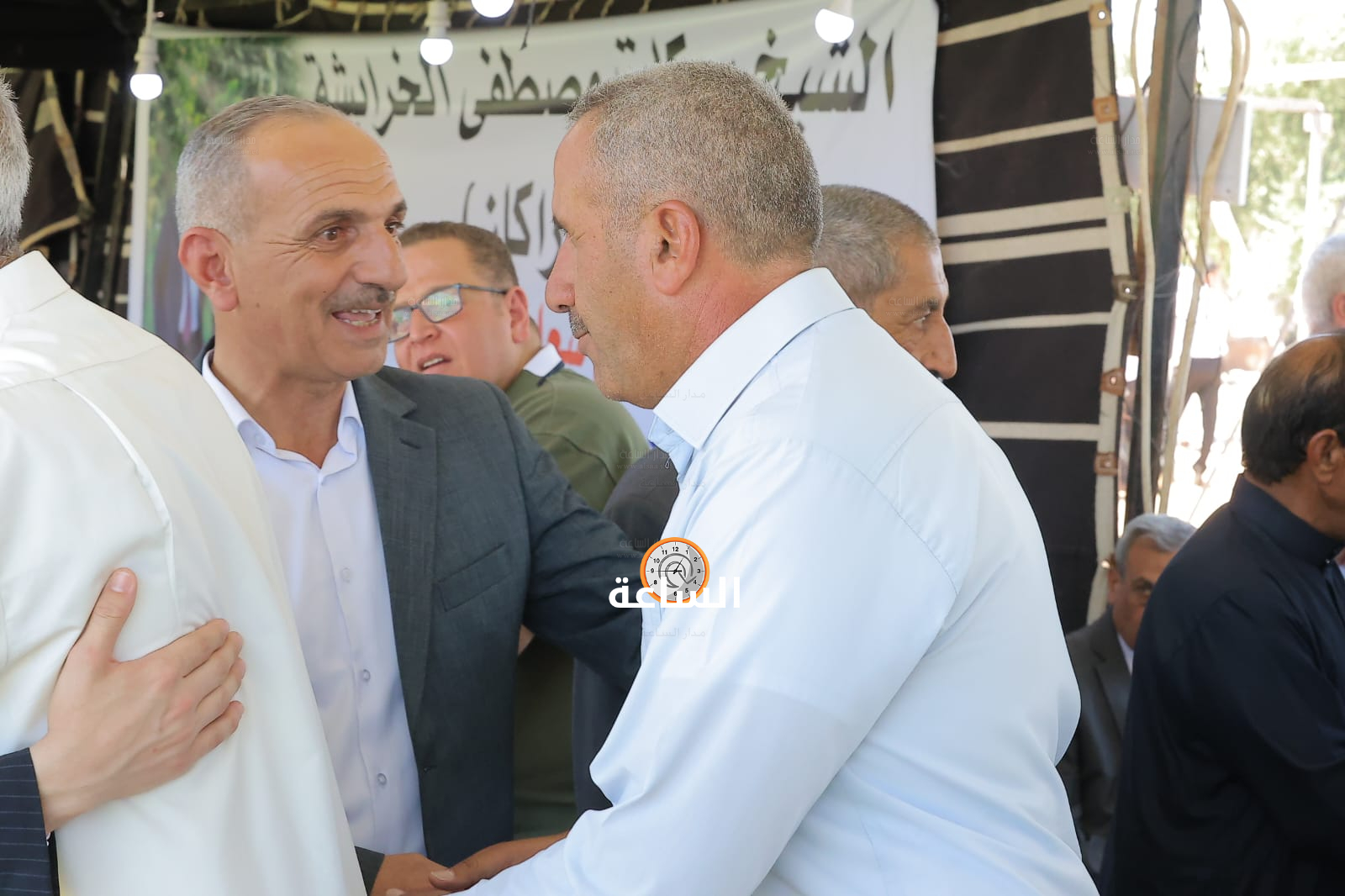 Madar Al-Saa Images 0.1604104699185782