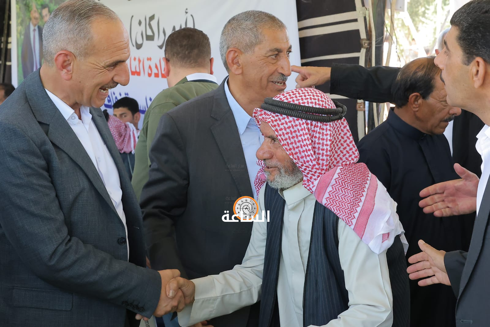 Madar Al-Saa Images 0.2359970622058204