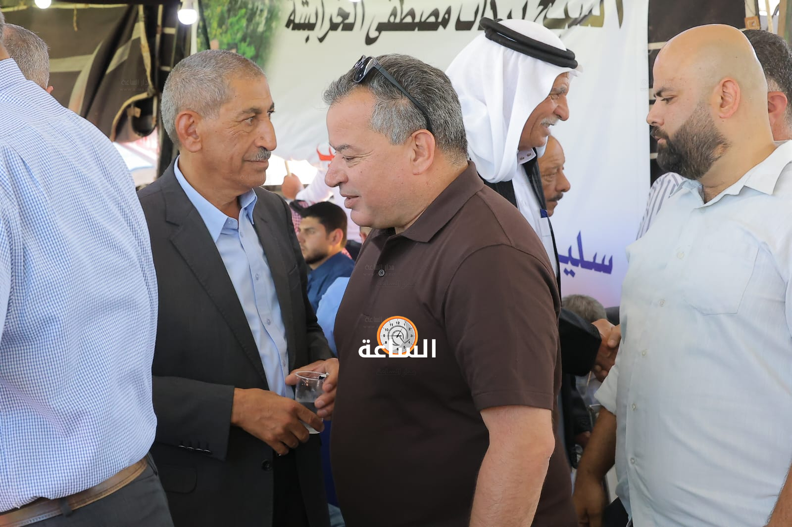 Madar Al-Saa Images 0.016926794620527152
