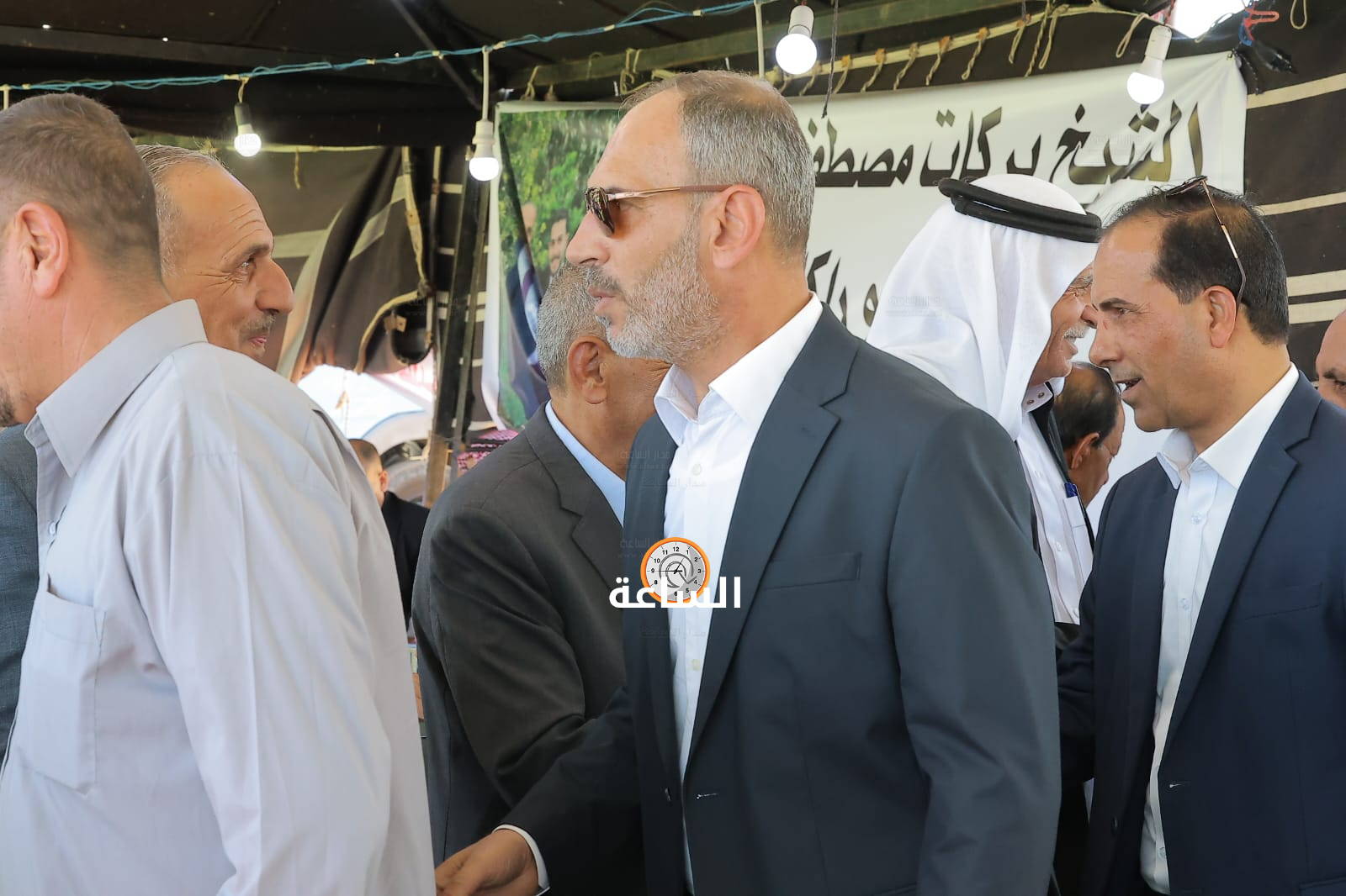 Madar Al-Saa Images 0.4153264511315611