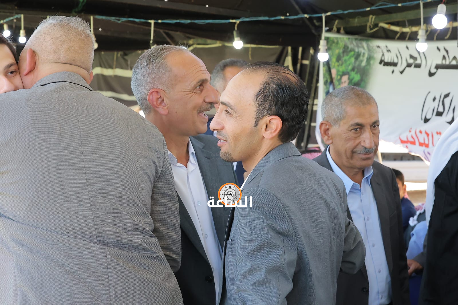 Madar Al-Saa Images 0.6406184142537994