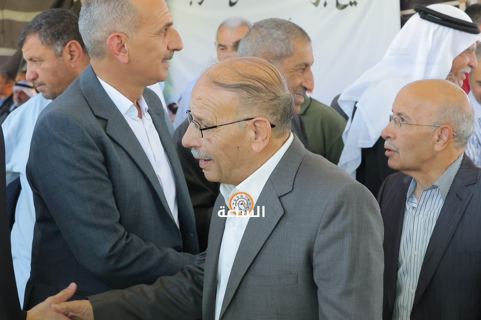 Madar Al-Saa Images 0.22192683401412383