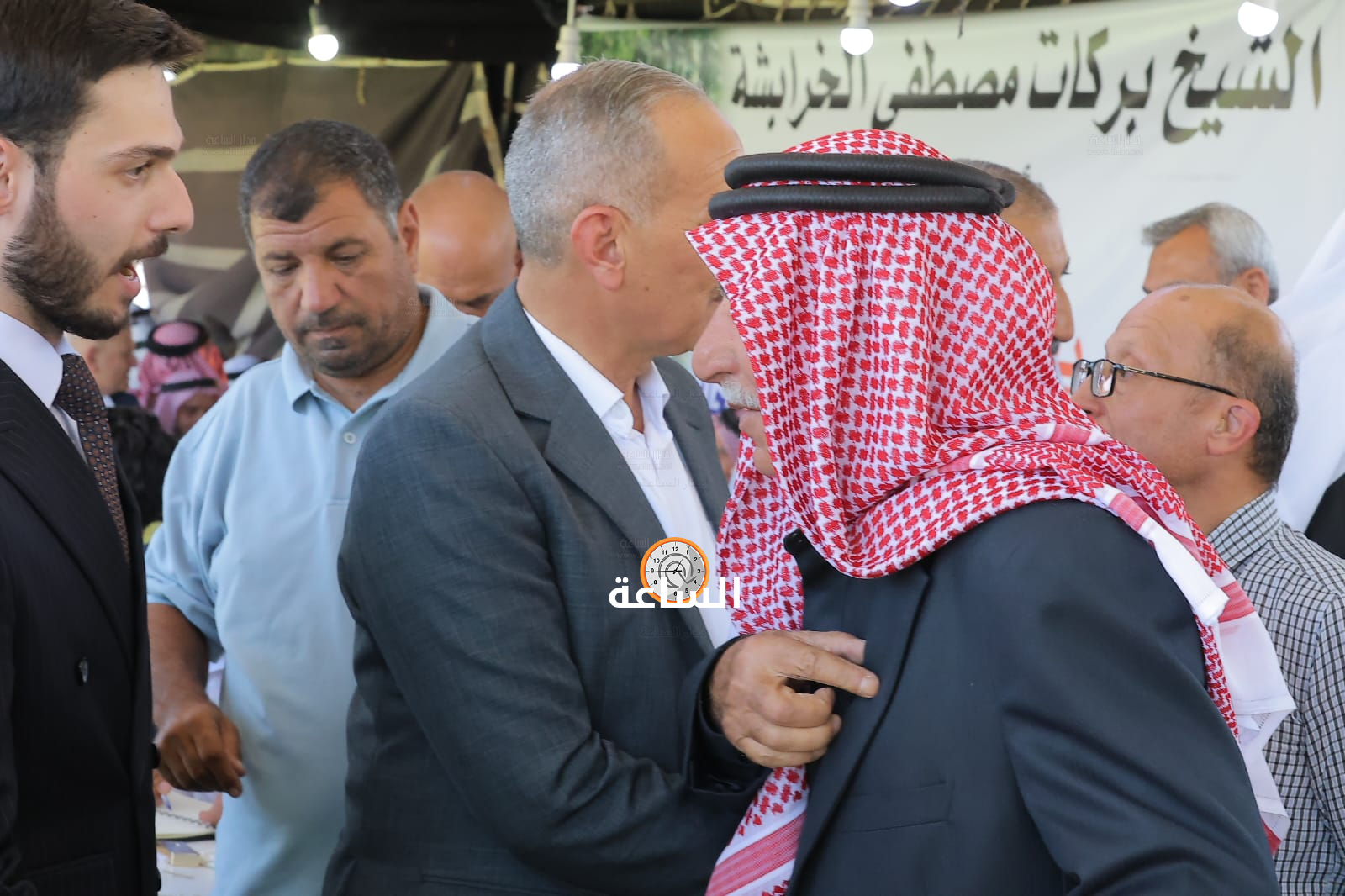 Madar Al-Saa Images 0.17738576316335575