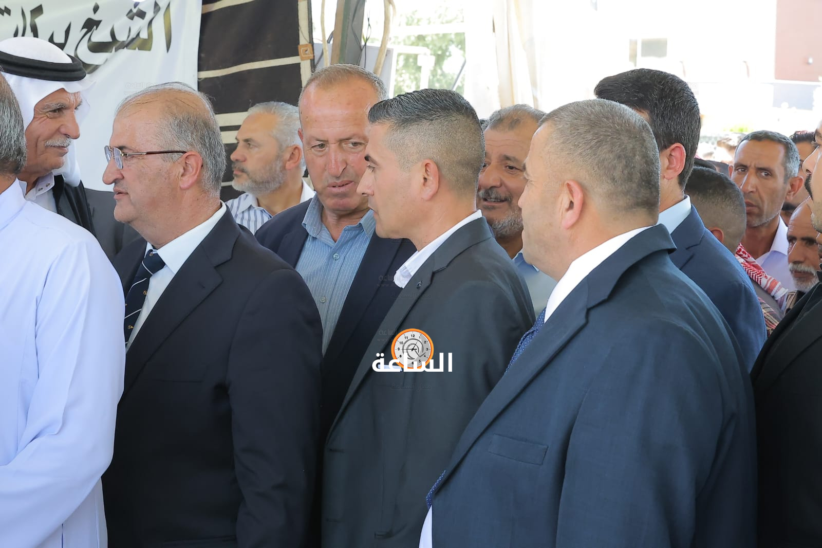 Madar Al-Saa Images 0.4998311288824715