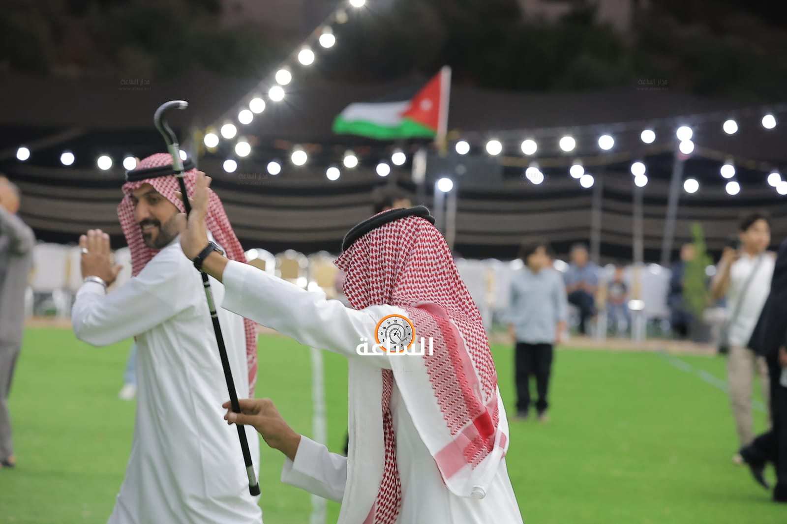 Madar Al-Saa Images 0.8254627587491937