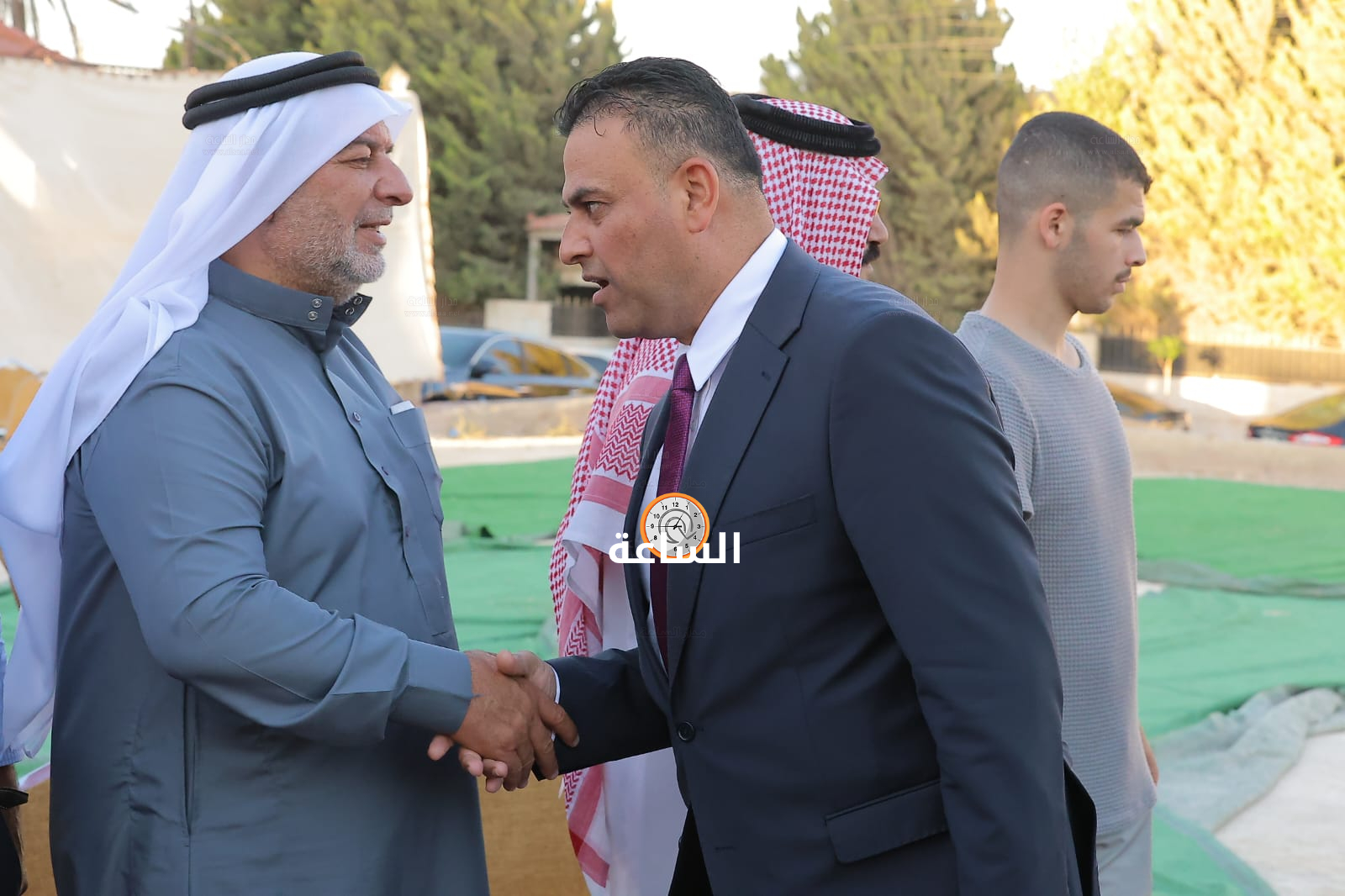 Madar Al-Saa Images 0.8551532420334745