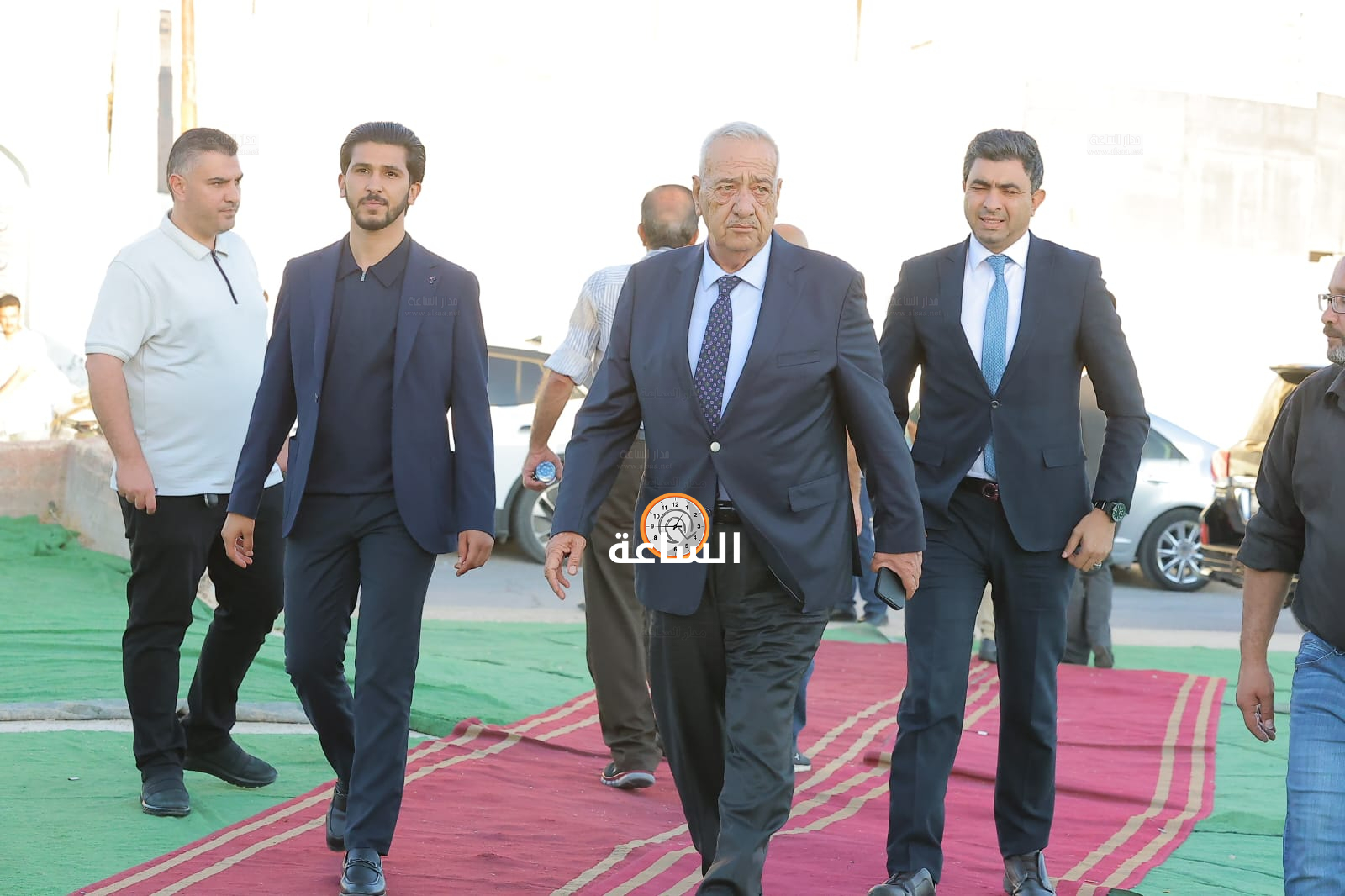 Madar Al-Saa Images 0.9907456921549387